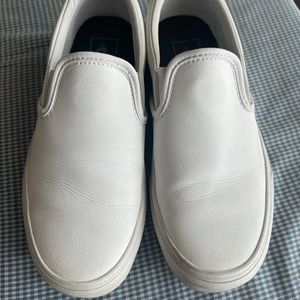Vans-Slip-On White LEATHER / Women’s 6.5 Men’s 5.0